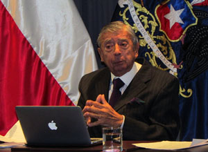 Hugo Llanos, Corte Internacional de Justicia, Derecho Internacional
