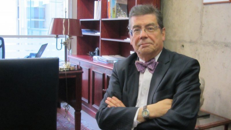 Decano Luis Riveros es designado vicepresidente de la Academia Chilena de Ciencias Sociales Políticas y Morales del Instituto Chile