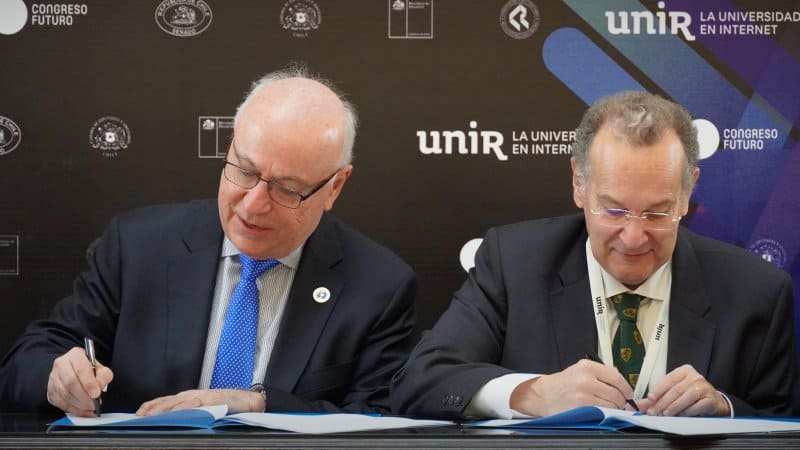 Universidad Central suscribe convenio de colaboración con la Universidad Internacional de La Rioja (UNIR)