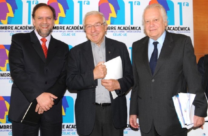 UCEN: Sede I Cumbre Académica América Latina y El Caribe-Unión Europea