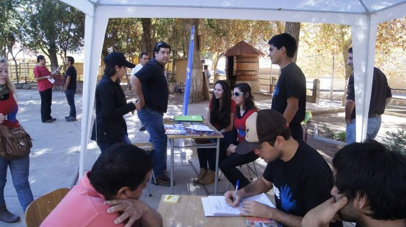 Estudiantes de Derecho brindan asesoría jurídica en Paihuano