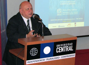 Alberto Binder en seminario de justicia penal