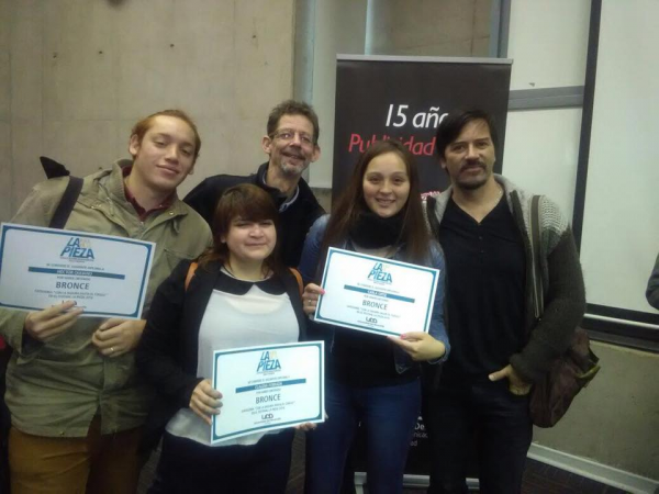Estudiantes de Publicidad ganan medalla de bronce en Festival La Pieza 2016