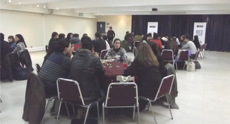 Arquitectos UCEN participan en primer taller integrado “Speed Dating & Hunting Day” para egresados