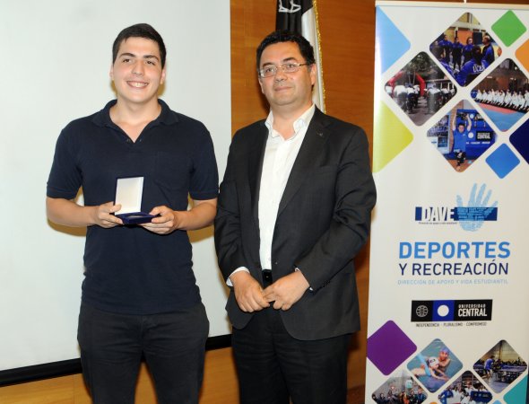 Con éxito se desarrolló la Ceremonia de Deportistas Destacados UCEN 2016