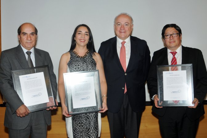 UCEN finalizó año académico con acreditación de tres nuevas carreras