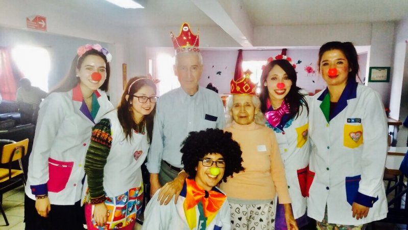 Grupo ‘Inmunorisas’ celebró el día de la madre en Puente Alto