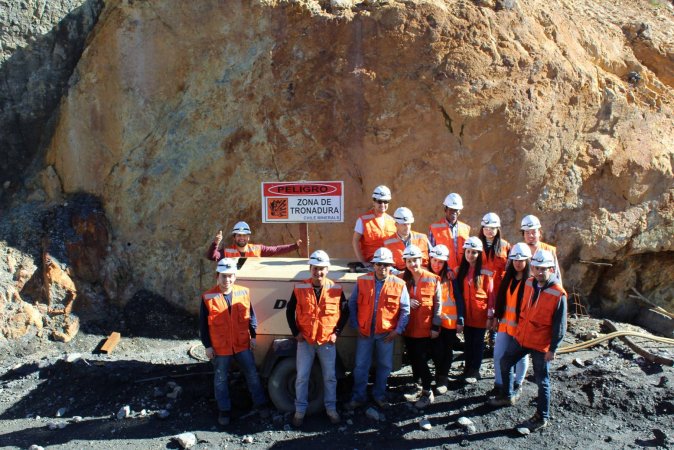 Estudiantes de TNS en Minería visitaron Mina La Negrita