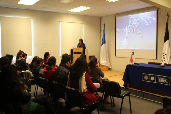 Estudiantes presentan las acciones asociadas a las Asignaturas Aprendizaje + Acción Educación Diferencial