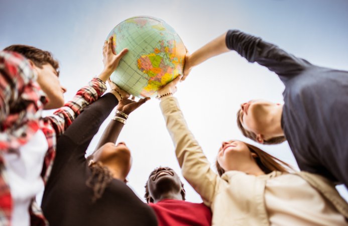 Abierta postulación a “Beca Intercambio internacional UCEN” para realizar estudios en el extranjero durante el segundo semestre de 2018