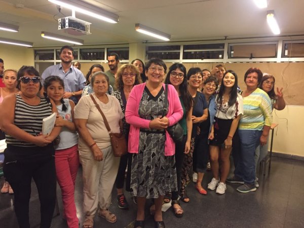 Programa de Mujeres Líderes participa en la primera Escuela de Empoderamiento Femenino de Quilicura