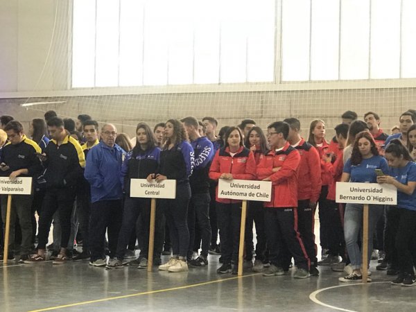 Deportistas de la Universidad Central participaron en ceremonia de lanzamiento de LDES