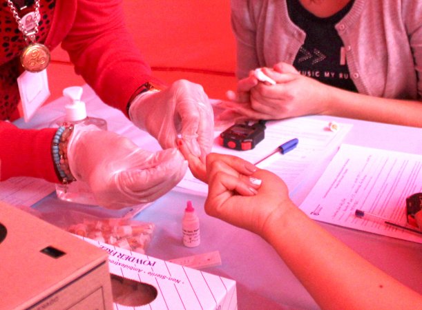 Protege tu vida: Test rápido de VIH en U.Central Región de Coquimbo