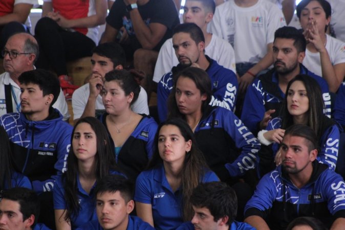 Deportistas de la U.Central participaron en ceremonia de lanzamiento de LDES