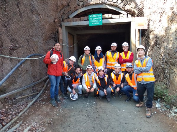 Estudiantes de TNS en Minería realizan visita a la mina La Palmera y El Pimiento