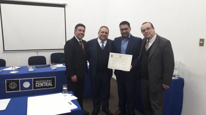 Avanza proceso de licenciatura para egresados de Derecho en Antofagasta