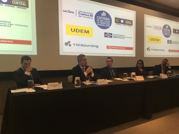 Académicos FACDEH participan en IV Congreso Iberoamericano de Derecho Inmobiliario realizado en Monterrey