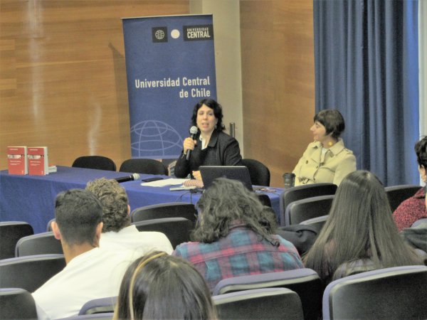 Destacada investigadora argentina abordó las fronteras del Estado y sus enfoques multidisciplinarios