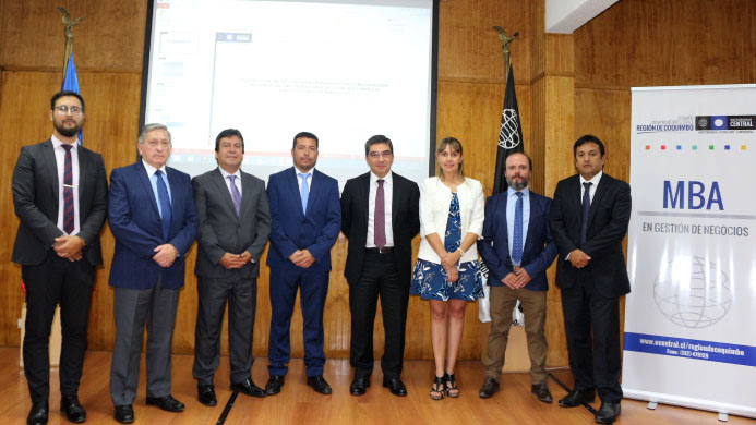 Primera generación de MBA de la Universidad Central Región de Coquimbo aprueba su examen de grado