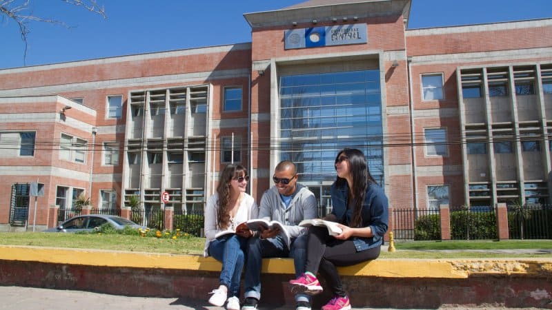 Atención postulantes de primer año a Beca de Articulación 2020: envía tus antecedentes hasta el 29 de abril