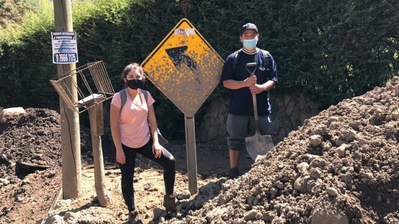 Apoyo de estudiantes de la Escuela de Ingeniería en sector precordillerano