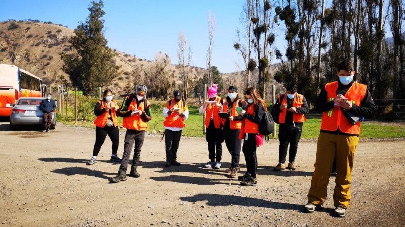 Estudiantes de primer año de Geología realizaron clase en terreno