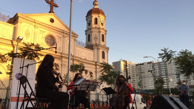 UCEN realizó concierto navideño ‘en tu plaza’