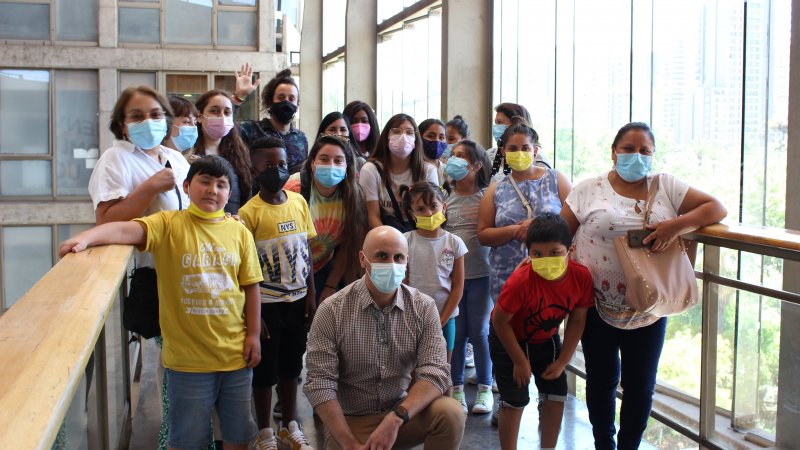 Niños de la Escuela Comunitaria EGB visitan la Facultad de Educación y Ciencias Sociales