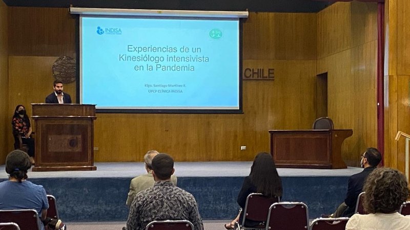 Con charla motivacional se realizó la bienvenida a la carrera de Kinesiología generación 2022