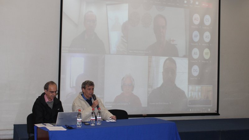 Con éxito se desarrolló el primer Forum Redes en Chile