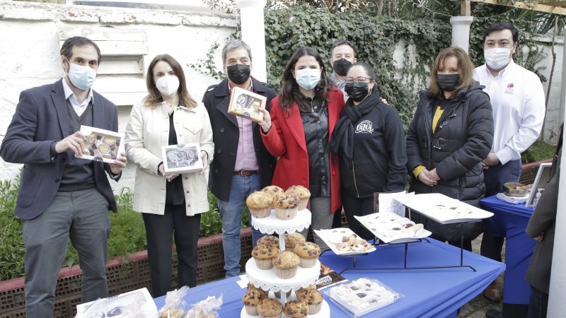 Centro de Negocios Sercotec Independencia certificó las competencias de 25 mujeres emprendedoras