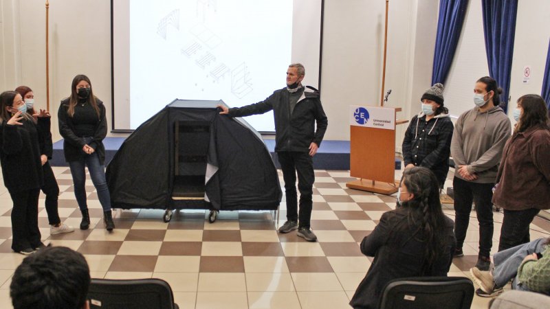 Estudiantes de Arquitectura entregan proyecto a Fundación Nuestra Calle