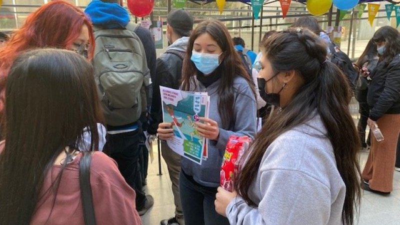 Trabajo Social organiza 1.ᵃ Feria de la Solidaridad UCEN