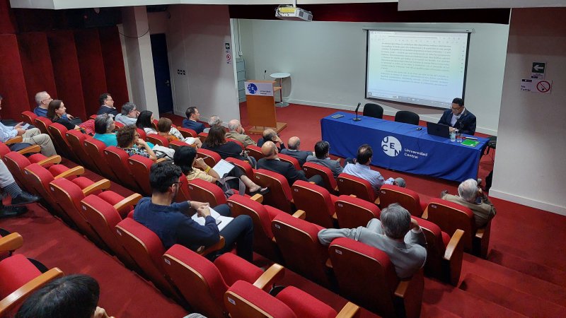 Con una invitación a reflexionar se realizó la exposición de “Miedo, poder y autoridad en la época de la técnica