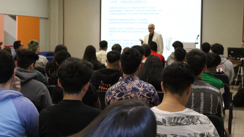 Ingeniero y Master en Ciencias, Gustavo Montero: 