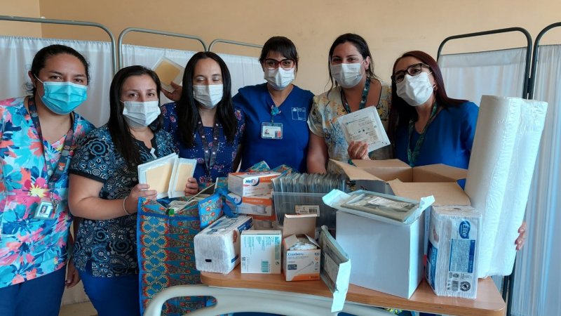 Carrera de enfermería apoyó con insumos a Hospital Santa Juana