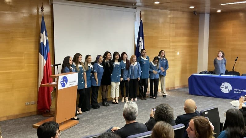 Pedagogía en Educación Diferencial realiza ceremonia de investidura