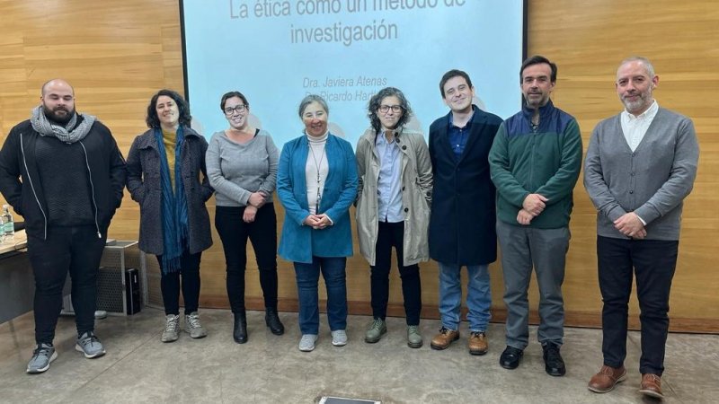 INES Ciencia Abierta y Dra. Javiera Atenas realizan talleres sobre ética de datos para guiar una mejor investigación