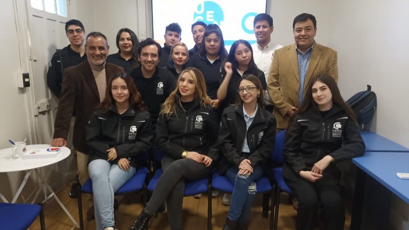 Estudiantes de Economía y Negocios partieron su práctica en centro de Sercotec