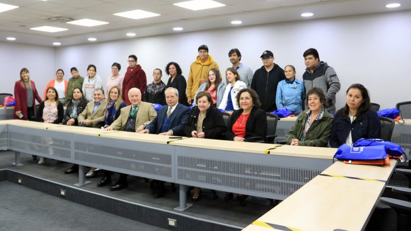 OEI destacó a dos programas de la U.Central en su libro 