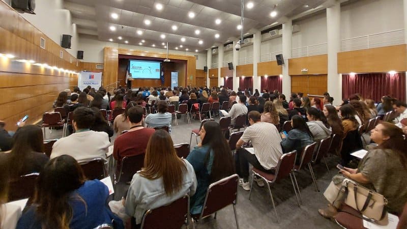 Seminario de Senama y Psicología destacó la importancia de la salud mental en la adultez mayor