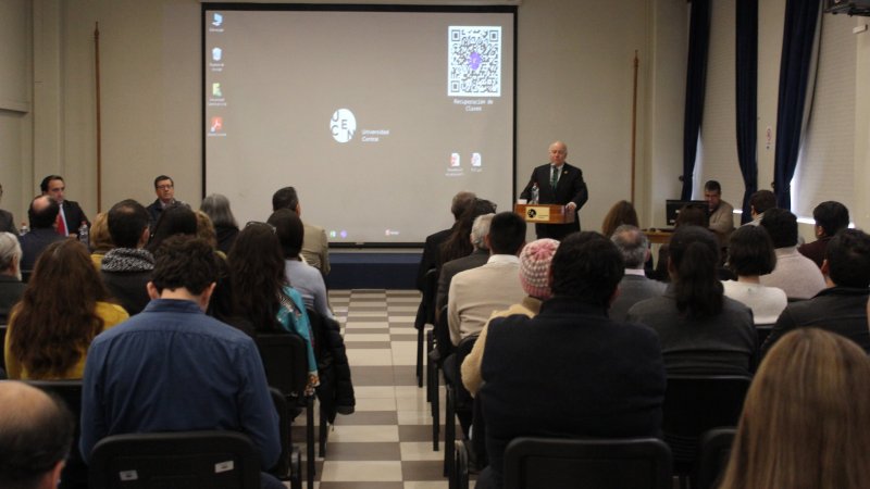 Finarq recibe a Rector Santiago González quien se reunió con cuerpo docente y autoridades