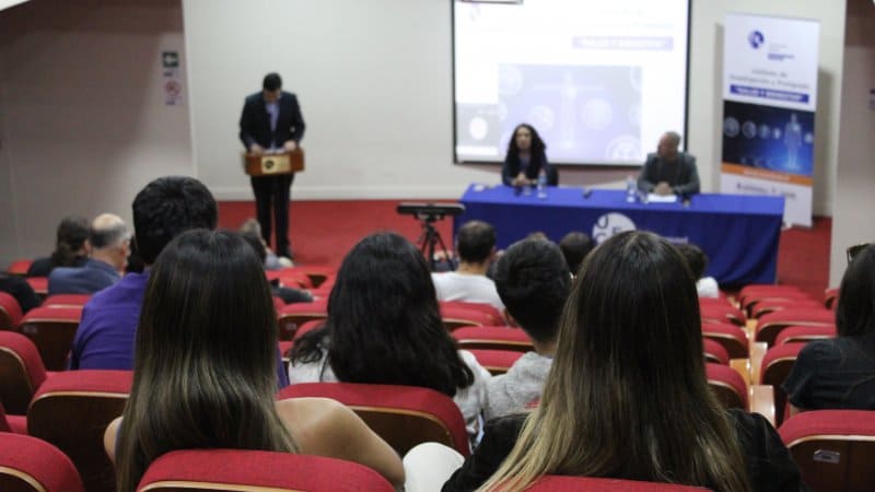 Con la idea de replicarlo anualmente se cerro el ciclo de seminarios Salud y Bienestar