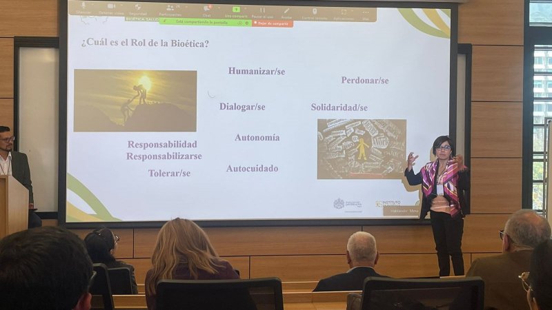A researcher in the area of Social Bioethics, speaks at the XIV Latin American and Caribbean Congress on Bioethics