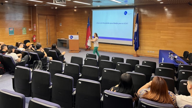 Estudiante de Carreras Técnicas participan en actividad de socialización de la Política de Vinculación con el Medio