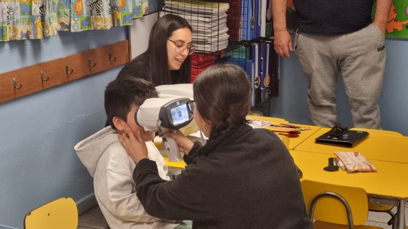 Pedagogía en Educación Diferencial y Tecnología Médica realizan operativo de atención de salud dirigido a centros de práctica educativos