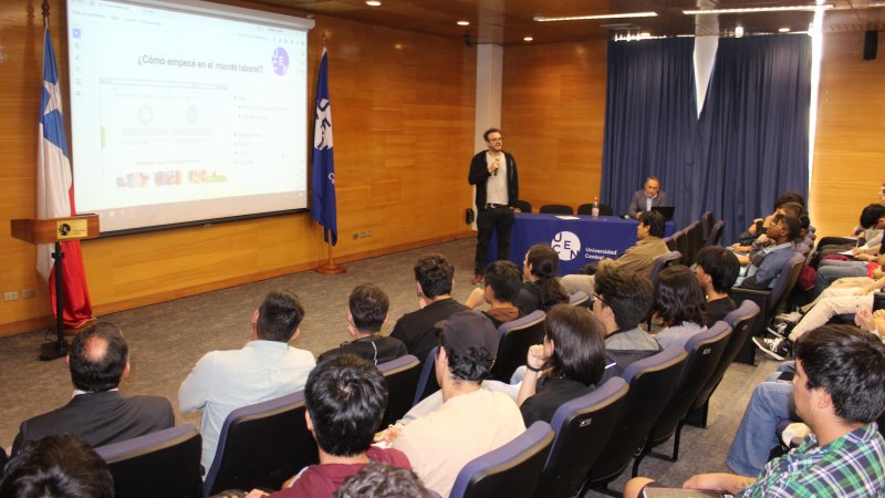 Del aula a las salas digitales: el camino del egresado centralino creador de TIClass