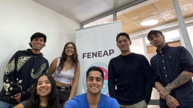 Estudiantes de Administración Pública de la UCENTRAL se reúnen en Temuco para el traspaso de la mesa ejecutiva de FENEAP