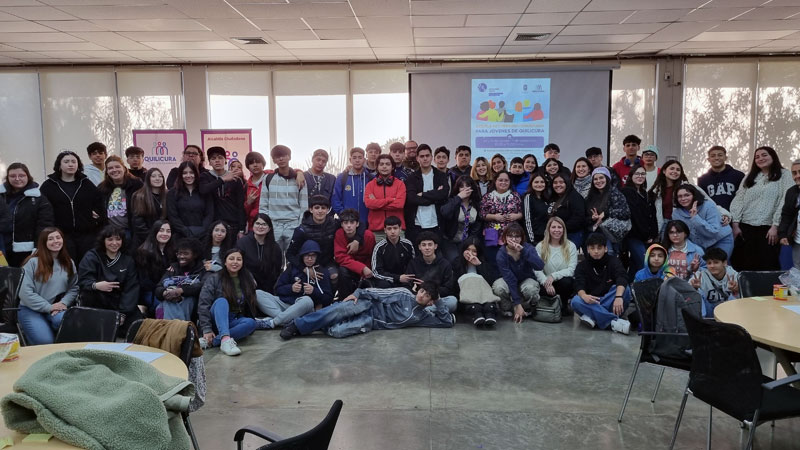 Facdeh obtuvo el primer lugar en proyectos VcM 2025 con iniciativa para fortalecer el liderazgo juvenil en Quilicura