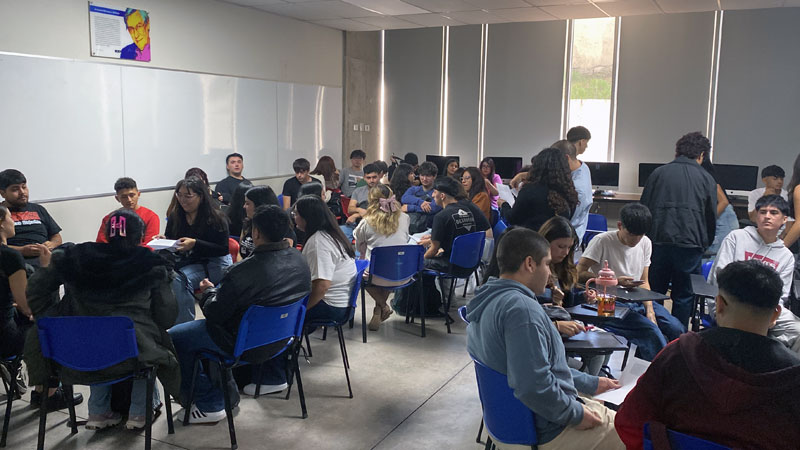 DAVE implementó talleres de regulación emocional y manejo de conflictos para estudiantes de 1.ᵉʳ año